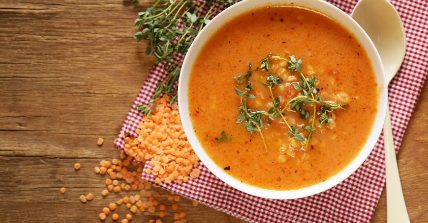 zuppa di lenticchie con santoreggia